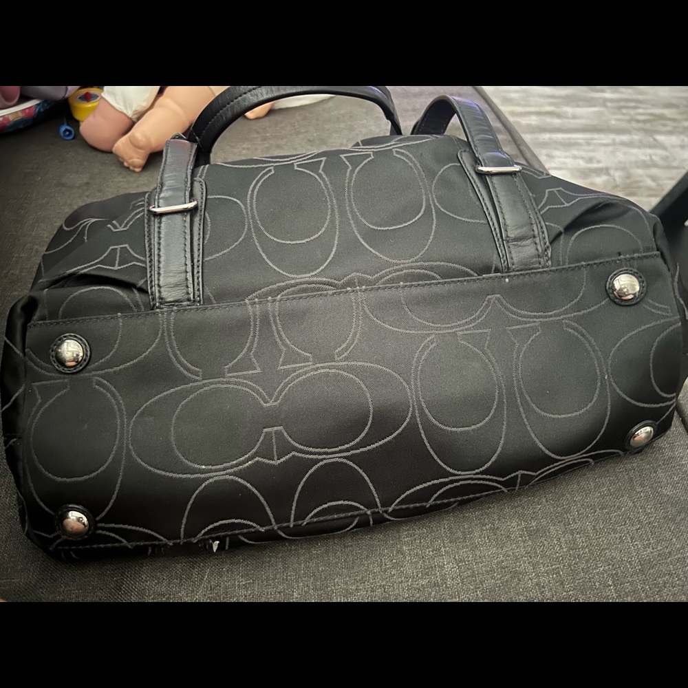 Coach Handbag - Picture 2 of 11